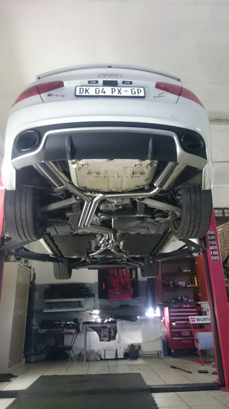 Custom Exhaust — Venom Racing